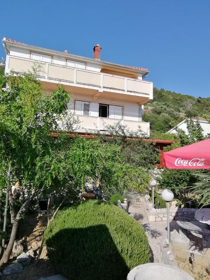 Apartmani Andelo I Ruzica Mundanije Exterior foto