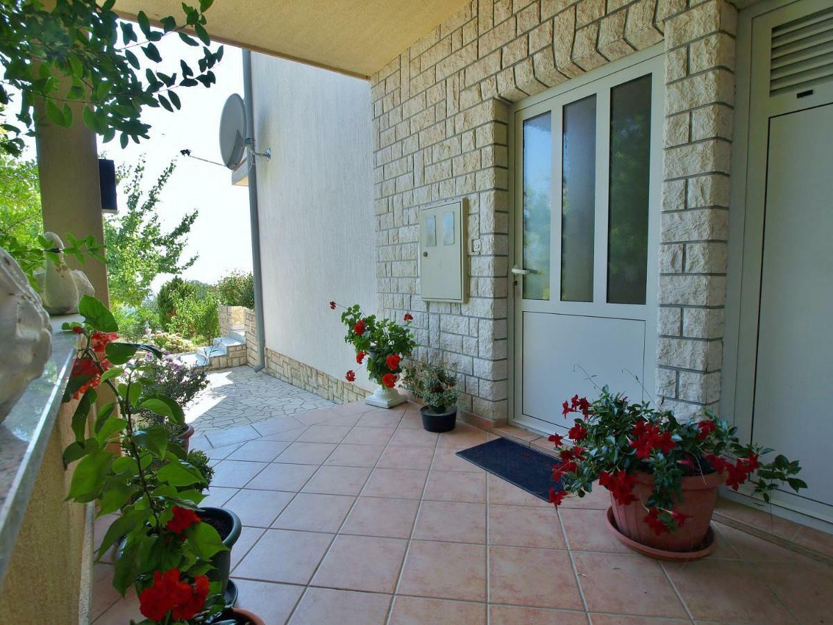 Apartmani Andelo I Ruzica Mundanije Exterior foto