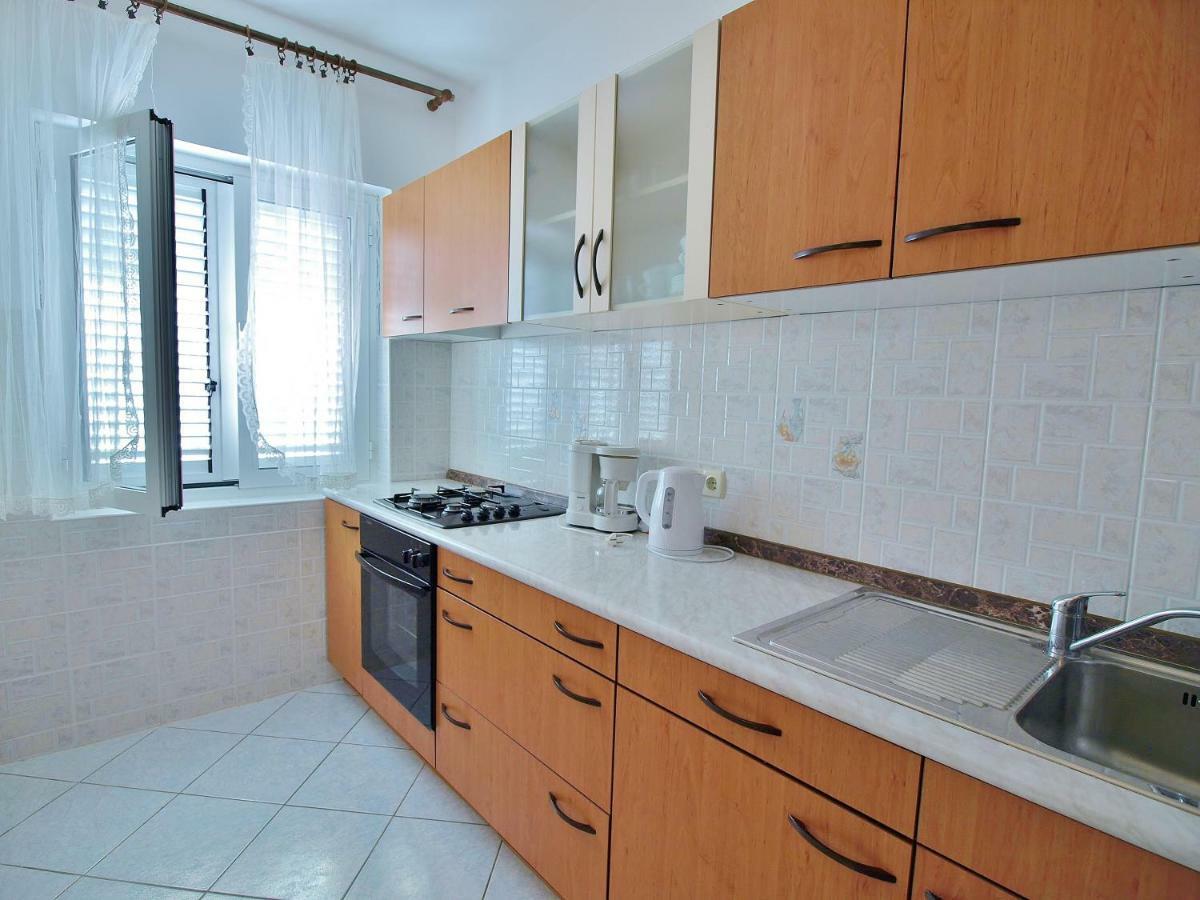 Apartmani Andelo I Ruzica Mundanije Exterior foto